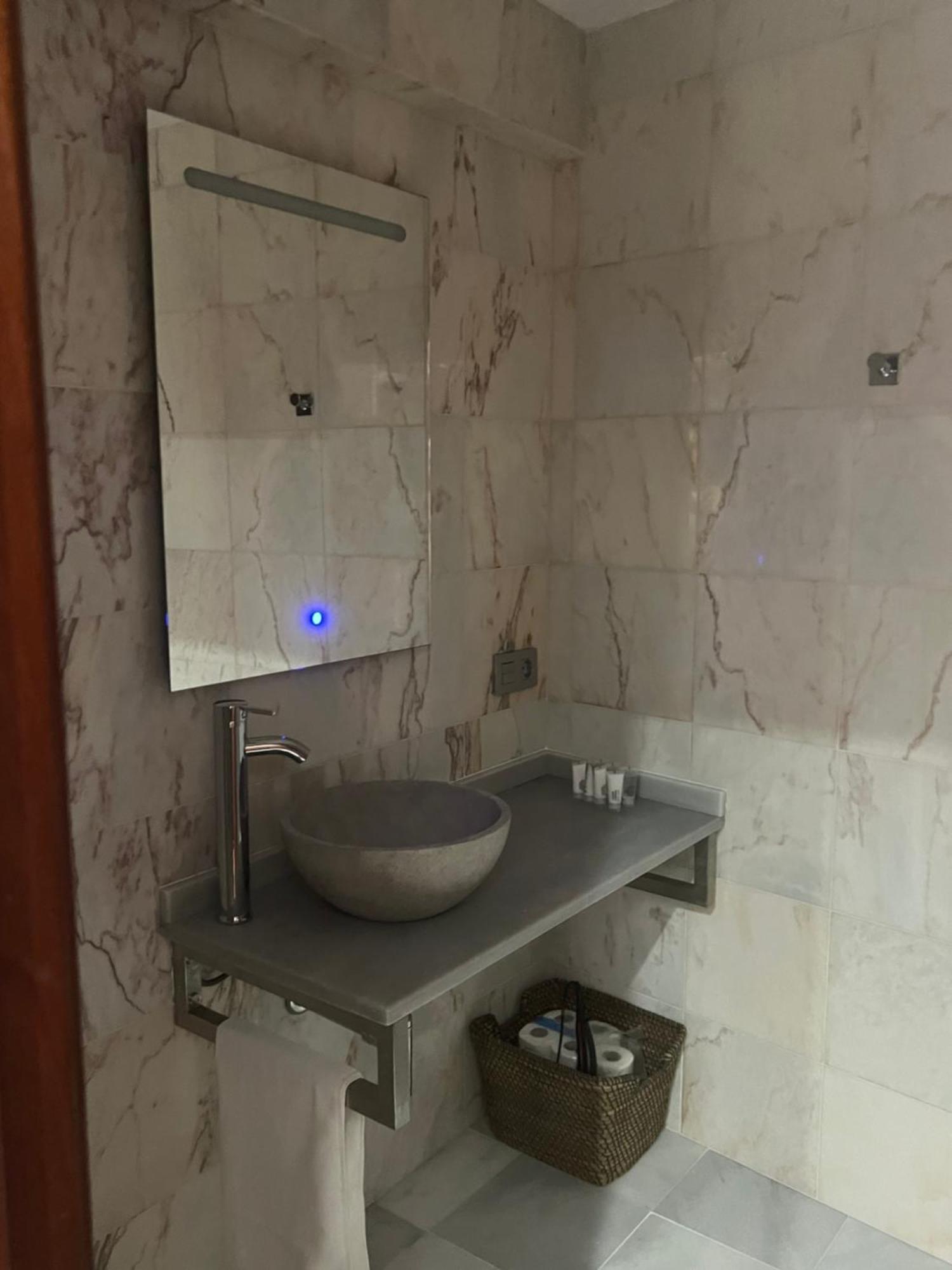 Apartamento Turistico San Nicolas Avilés Екстериор снимка